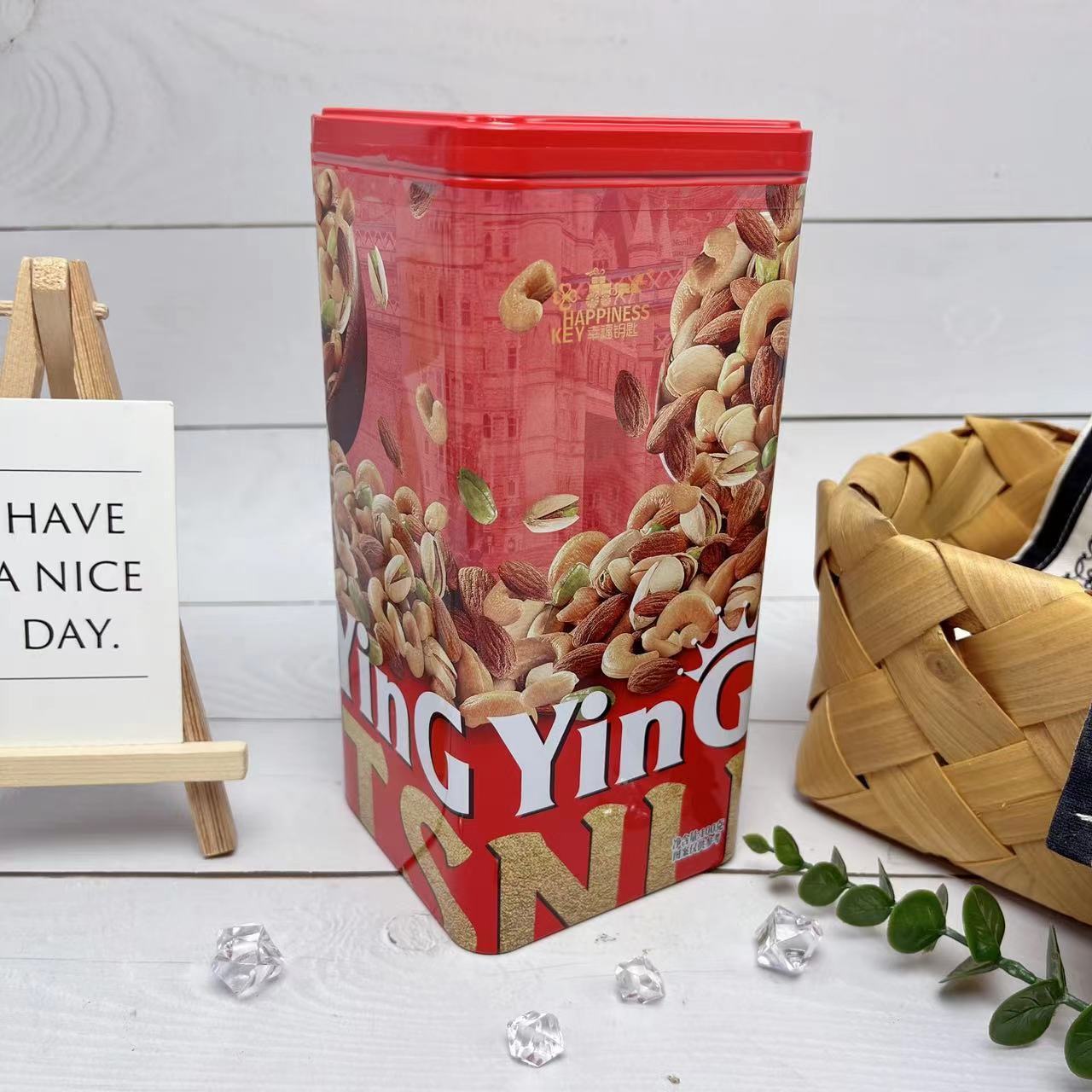 Comprehensive Nuts Iron Boxed New Year Goods Festive Gift Nuts Roasted Nuts Mixed Flavor